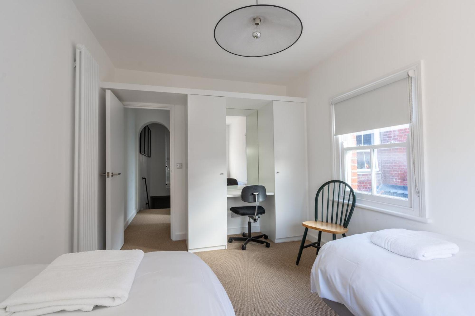 Апартаменты Swift Host Park Lane 2 Bed Great Location Норвич Экстерьер фото